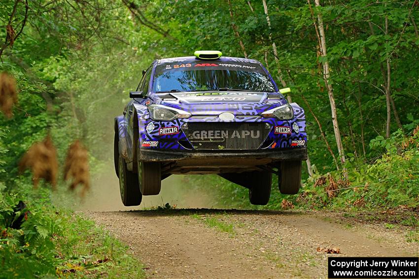 Patrick Gruszka / John Hall Hyundai i20 R5 on SS15, Otterkill II.