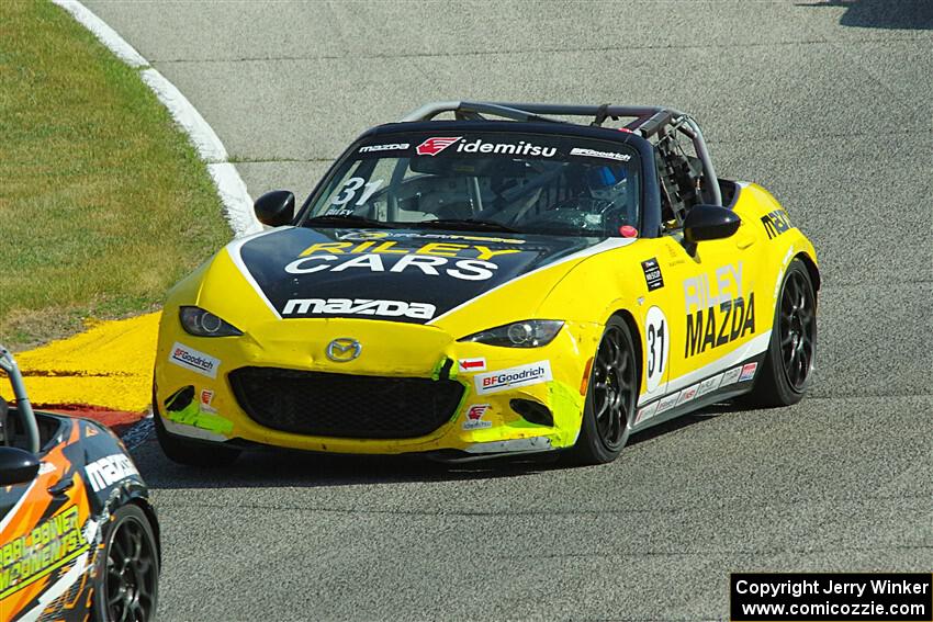Jameson Riley's Mazda MX-5 Cup