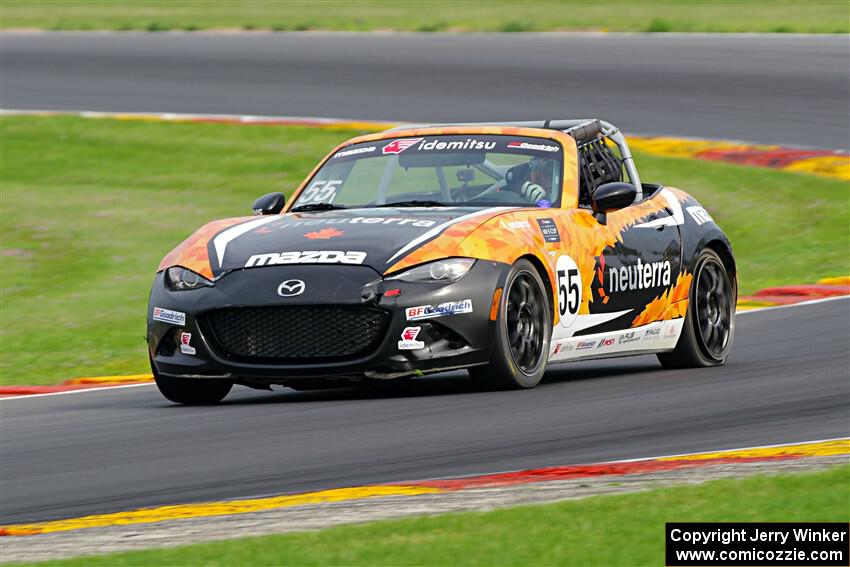 Jonathan Neudorf's Mazda MX-5 Cup