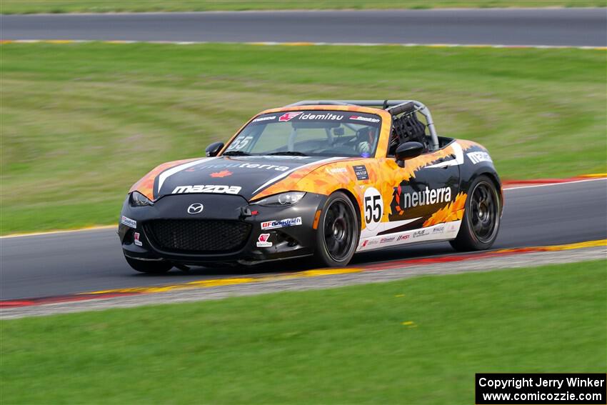 Jonathan Neudorf's Mazda MX-5 Cup