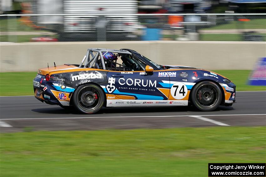 Hanna Zellers' Mazda MX-5 Cup