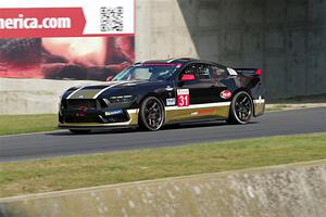 Reid Sweeney's Ford Mustang Dark Horse R