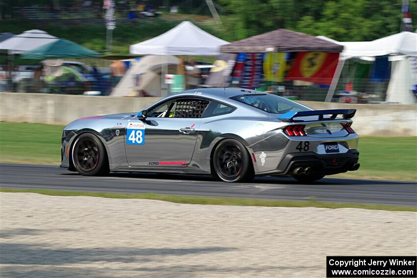 Zachry Lee's Ford Mustang Dark Horse R