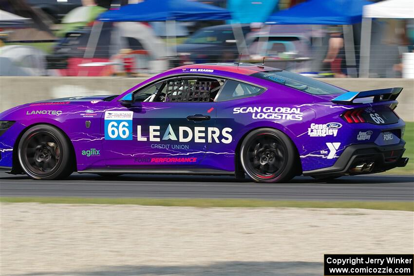 Kel Kearns' Ford Mustang Dark Horse R