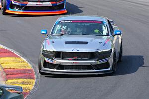 Zachry Lee's Ford Mustang Dark Horse R