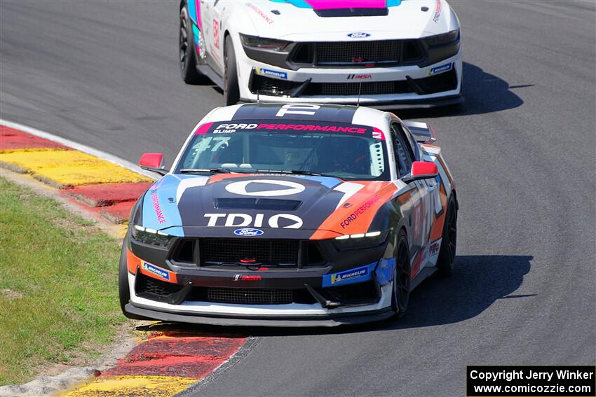 Wesley Slimp's Ford Mustang Dark Horse R