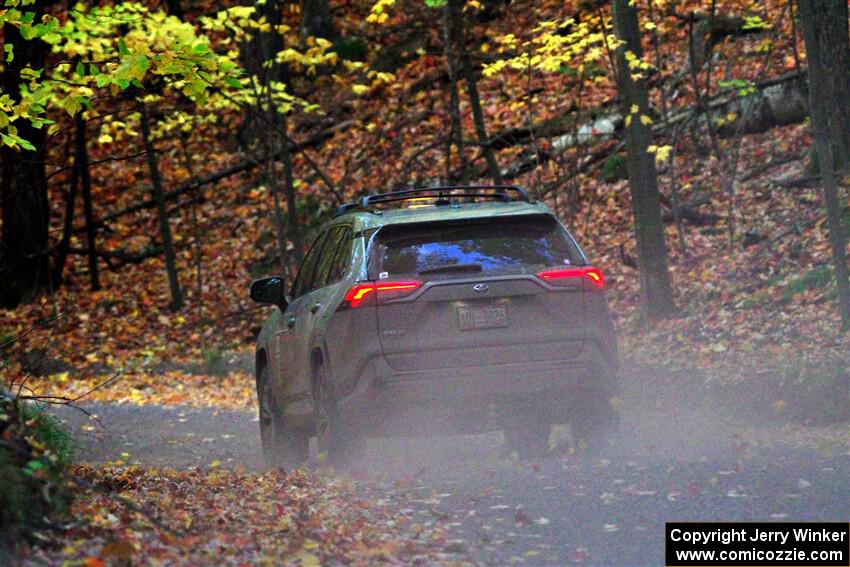 The '000' car, a BMW X5, on SS15, Mount Marquette.