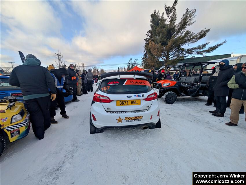 PXL_20260206_214514543