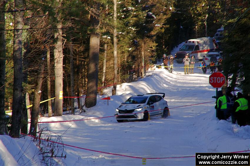 Sean Donnelly / Zach Pfeil Renault Clio Rally3 on SS15, Agren-Hunters II.