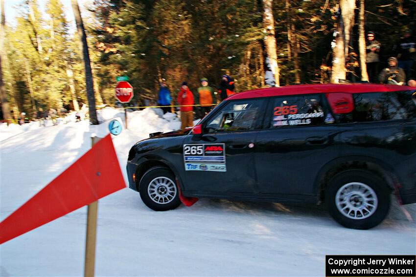 Luis Perocarpi / Mark Wells MINI Countryman JCW All4 on SS15, Agren-Hunters II.