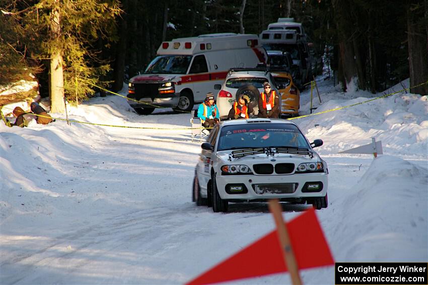 Steve Rowlands / Tessa Jordan BMW 330i on SS15, Agren-Hunters II.