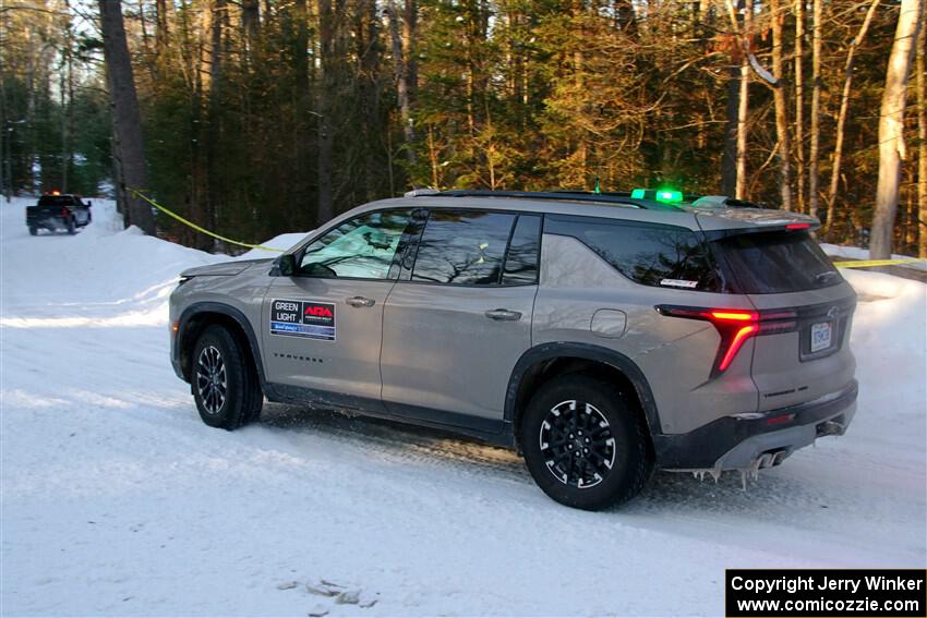 A Chevy Traverse SUV sweeps SS15, Agren-Hunters II.