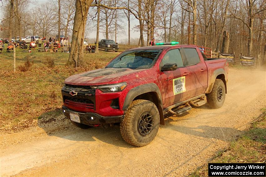 A Chevy Colorado ZR2 pickup sweeps SS9, KP to Ollie Long II.