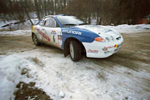 Paul Choiniere / Jeff Becker Hyundai Tiburon on SS9, Camp 8.