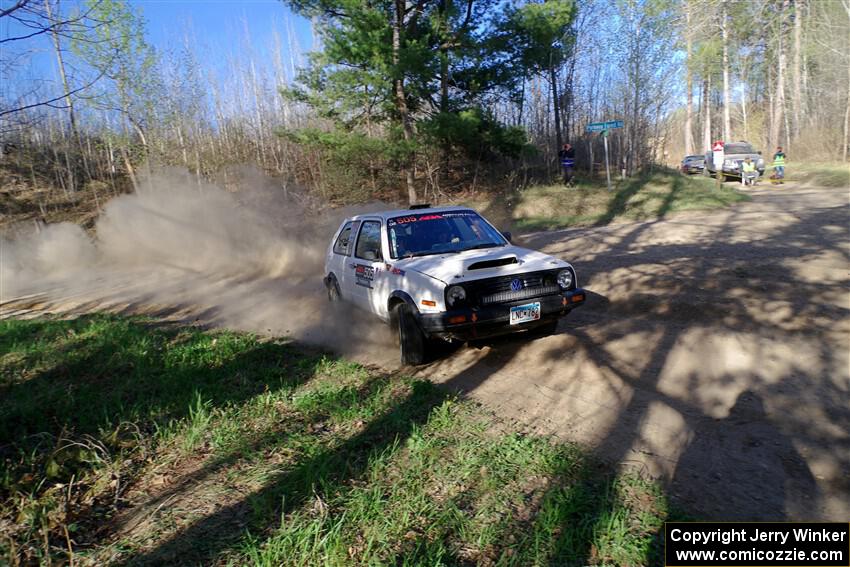 Josh Nykanen / Matt Nykanen VW GTI on SS6, Kabekona III.