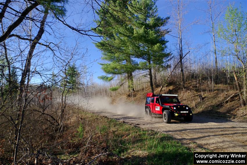 A Jeep Wrangler Rubicon sweeps SS6, Kabekona III.
