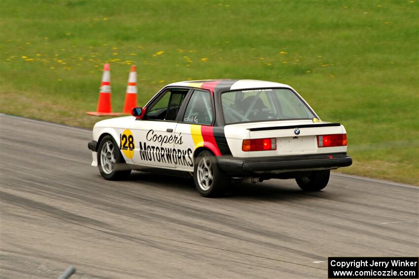 Jeff Johnk's BMW 325i