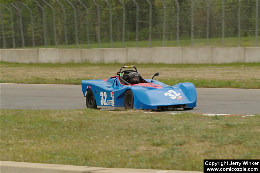 Lauren Dueck's Spec Racer Ford 3