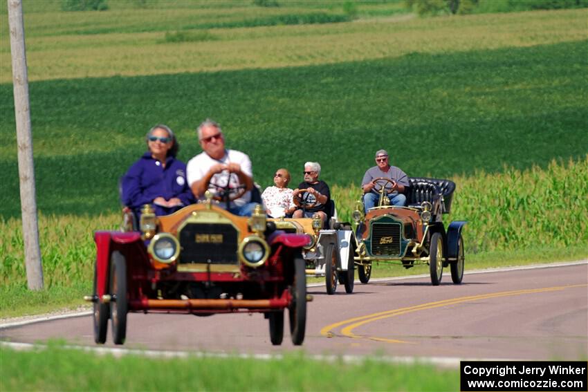 Paul Schaefer's 1909 Brush, James Vasel's 1911 Brush Model E and Pat McDivitt's 1906 Ford Model F