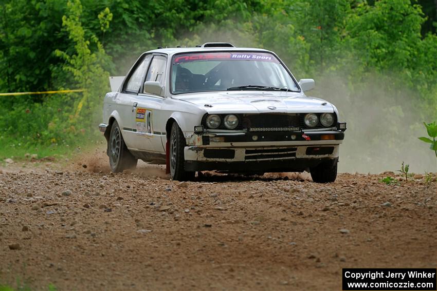 Elena Huizar / Julienne Ciacico BMW 325i on SS1, Camp 3 North.
