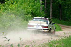 Elena Huizar / Julienne Ciacico BMW 325i on SS1, Camp 3 North.