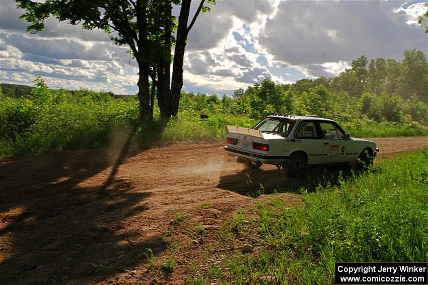 Elena Huizar / Julienne Ciacico BMW 325i on SS5, Chainsaw Junksin.