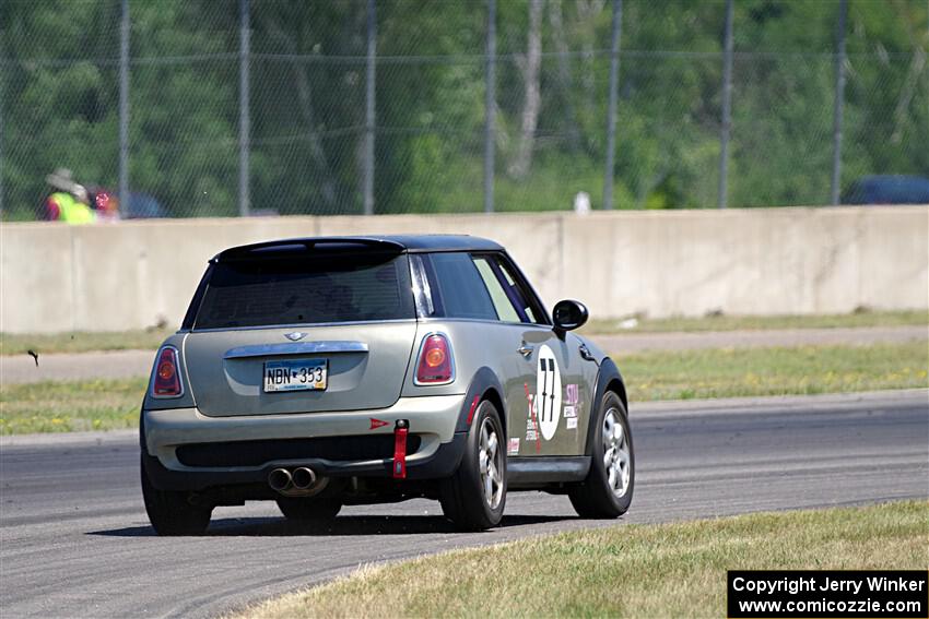Dan Little's STU MINI Cooper S