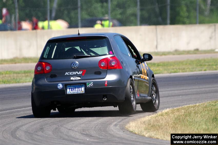 Aaron Stehly's T3 VW Golf R