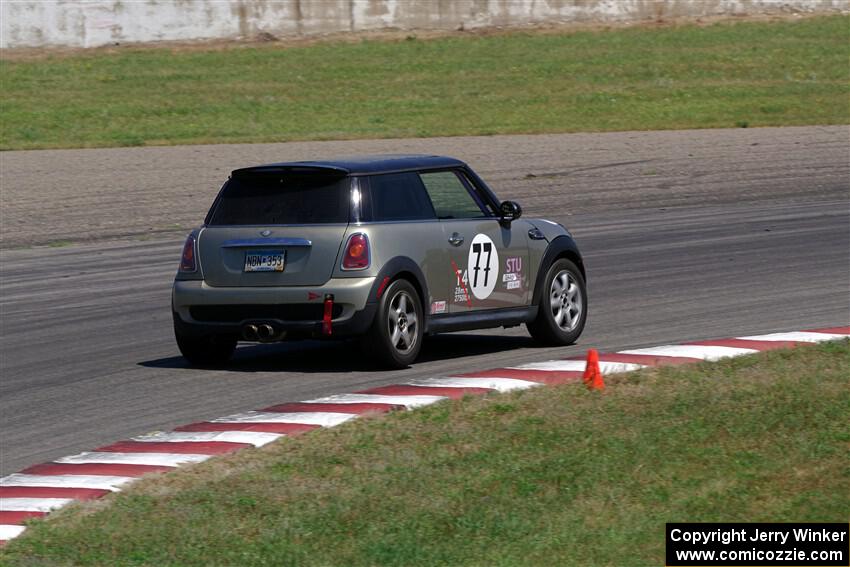 Dan Little's STU MINI Cooper S