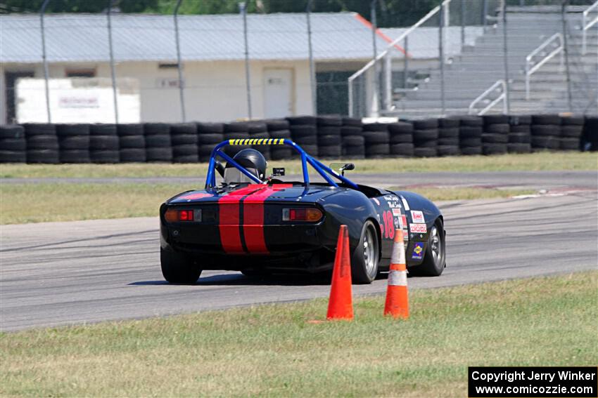 Steve Sargis' H Production Triumph Spitfire