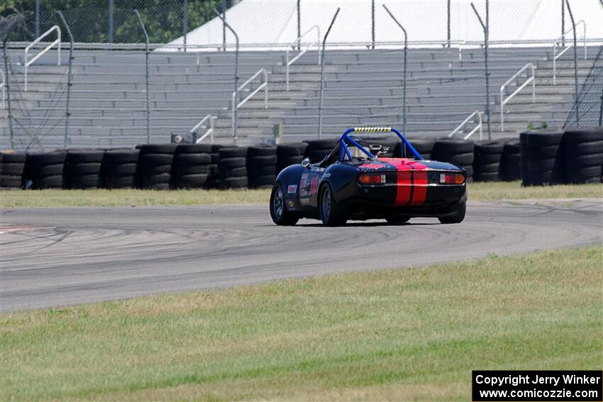 Steve Sargis' H Production Triumph Spitfire