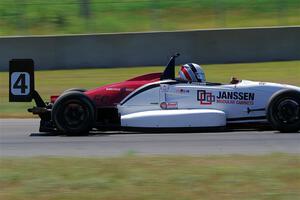John Janssen's Formula Continental Van Diemen RF02/Mazda