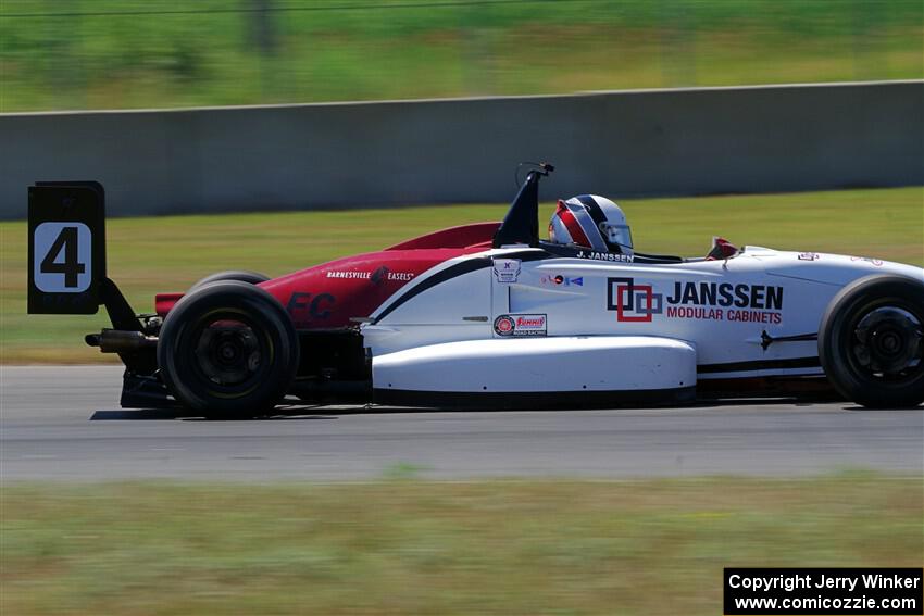 John Janssen's Formula Continental Van Diemen RF02/Mazda