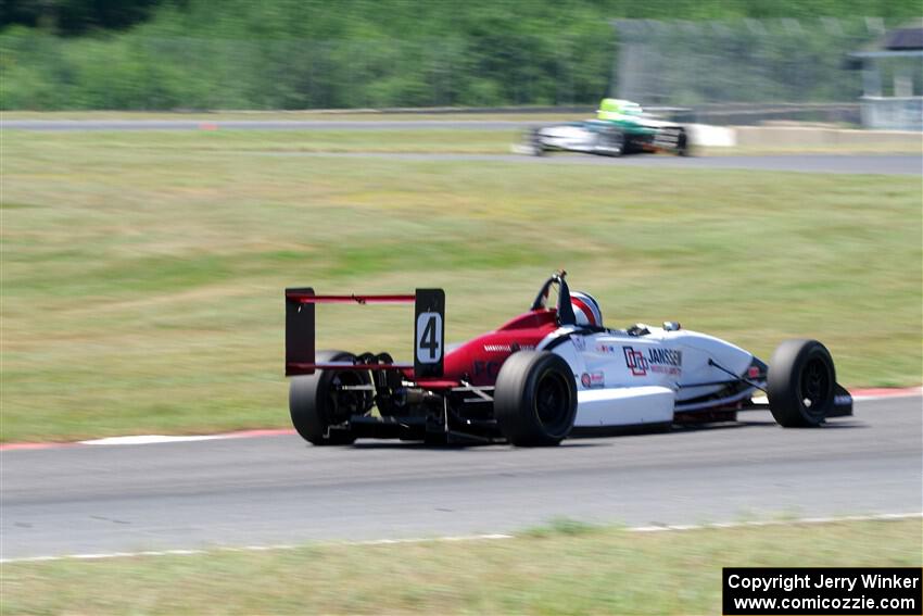 John Janssen's Formula Continental Van Diemen RF02/Mazda