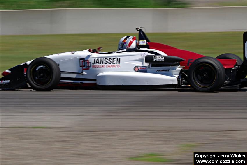 John Janssen's Formula Continental Van Diemen RF02/Mazda