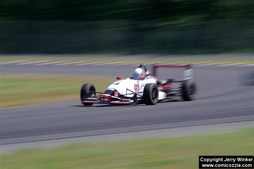 John Janssen's Formula Continental Van Diemen RF02/Mazda