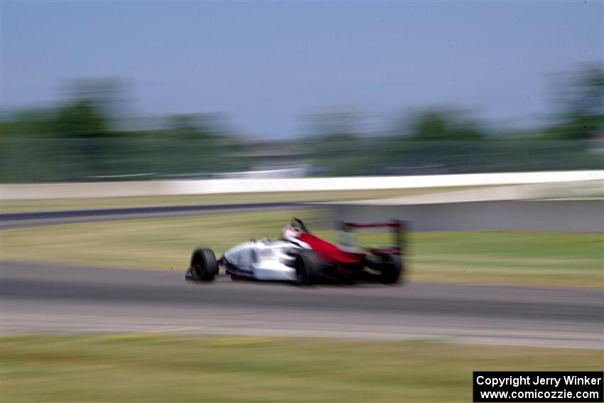 John Janssen's Formula Continental Van Diemen RF02/Mazda
