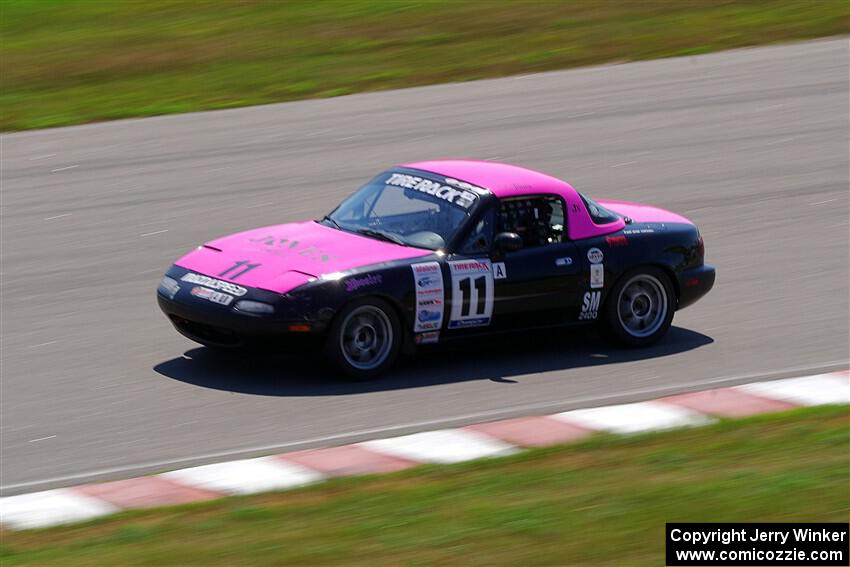 Sophie Jones' Spec Miata Mazda Miata
