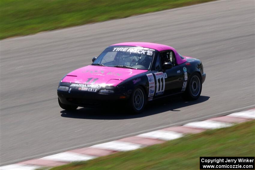 Sophie Jones' Spec Miata Mazda Miata