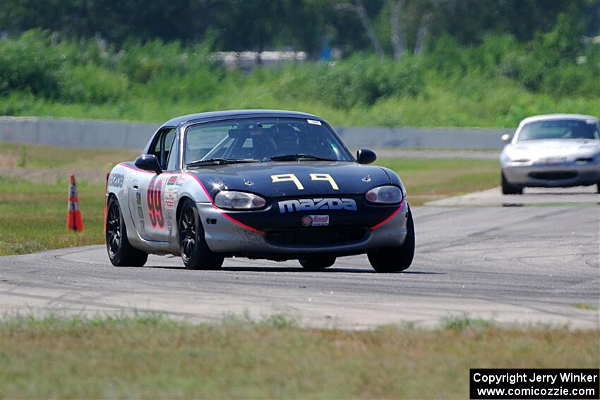 Jeremy Wilson's Spec Miata Mazda Miata