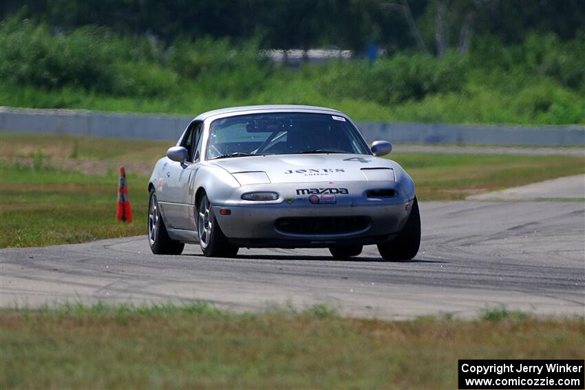 Tony Jones' Spec Miata Mazda Miata