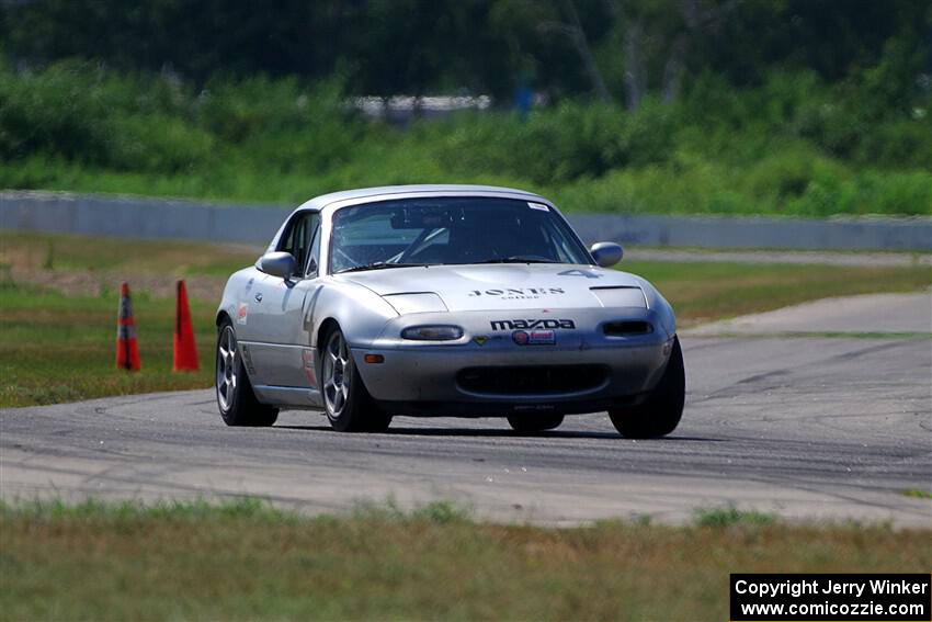 Tony Jones' Spec Miata Mazda Miata