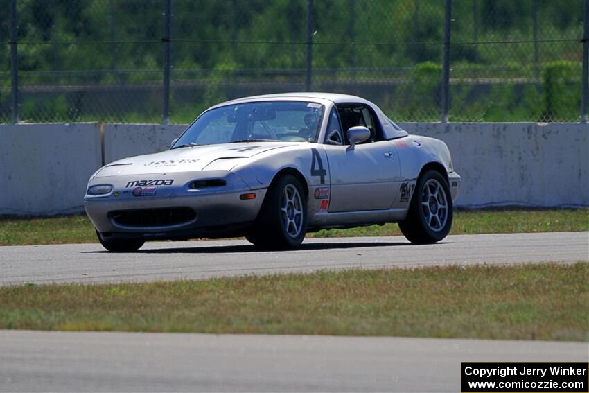 Tony Jones' Spec Miata Mazda Miata