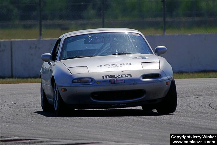 Tony Jones' Spec Miata Mazda Miata