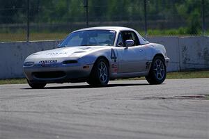 Tony Jones' Spec Miata Mazda Miata