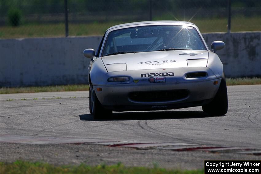 Tony Jones' Spec Miata Mazda Miata