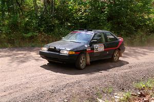 Joe Boburka / Elizabeth Unglenieks-Ploeg Ford Escort on SS3, Norway Home.