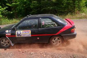 Joe Boburka / Elizabeth Unglenieks-Ploeg Ford Escort on SS3, Norway Home.