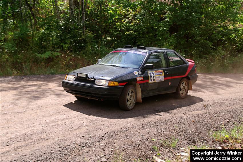Joe Boburka / Elizabeth Unglenieks-Ploeg Ford Escort on SS3, Norway Home.