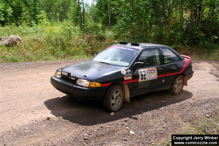 Joe Boburka / Elizabeth Unglenieks-Ploeg Ford Escort on SS3, Norway Home.